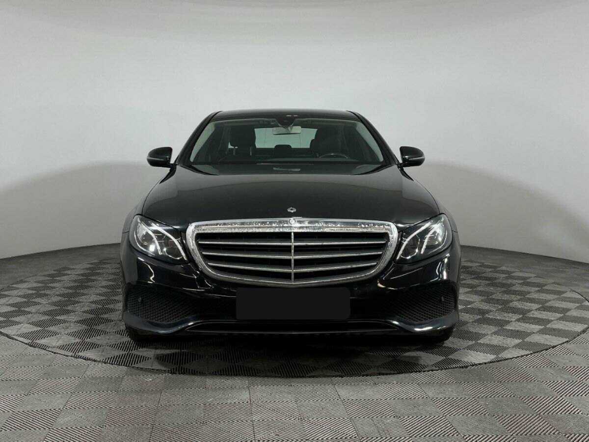 Mercedes-Benz E-Класс 2016 года с пробегом. Фото: #1