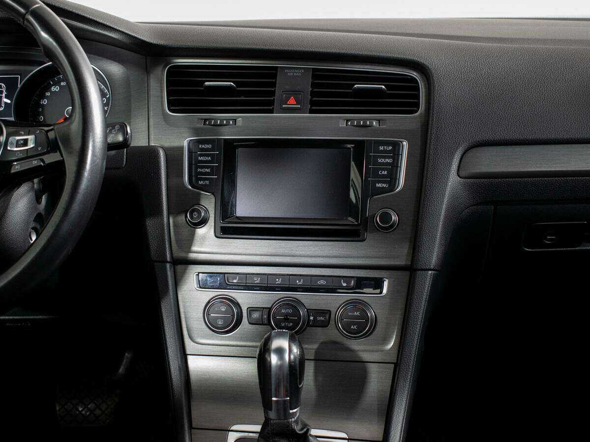 Volkswagen Golf 2013 года с пробегом. Фото: #10