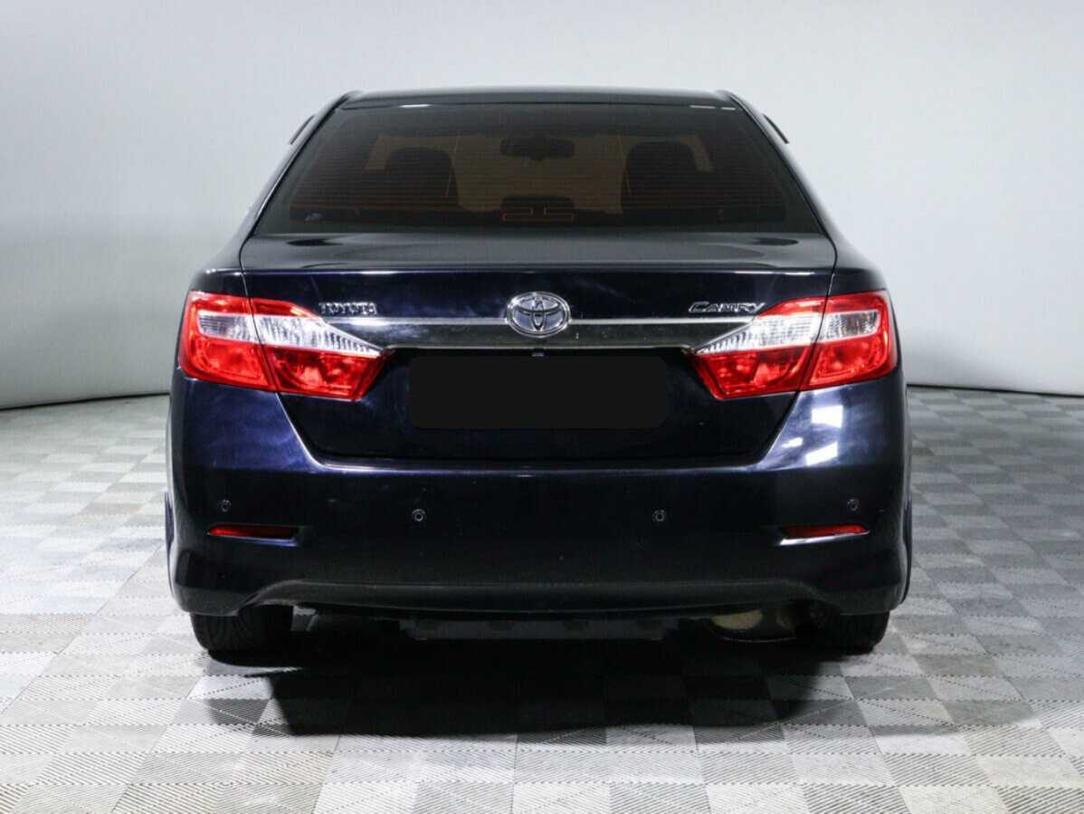 Toyota Camry 2013 года с пробегом. Фото: #5