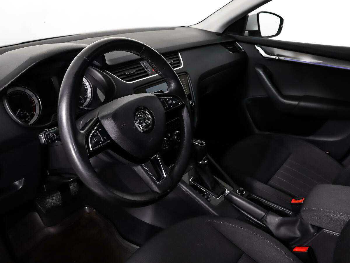 Skoda Octavia 2018 года с пробегом. Фото: #8