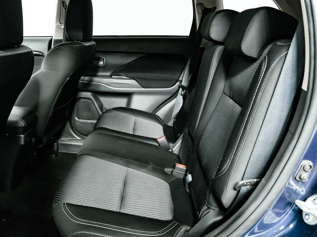 Mitsubishi Outlander 2018 года с пробегом. Фото: #9