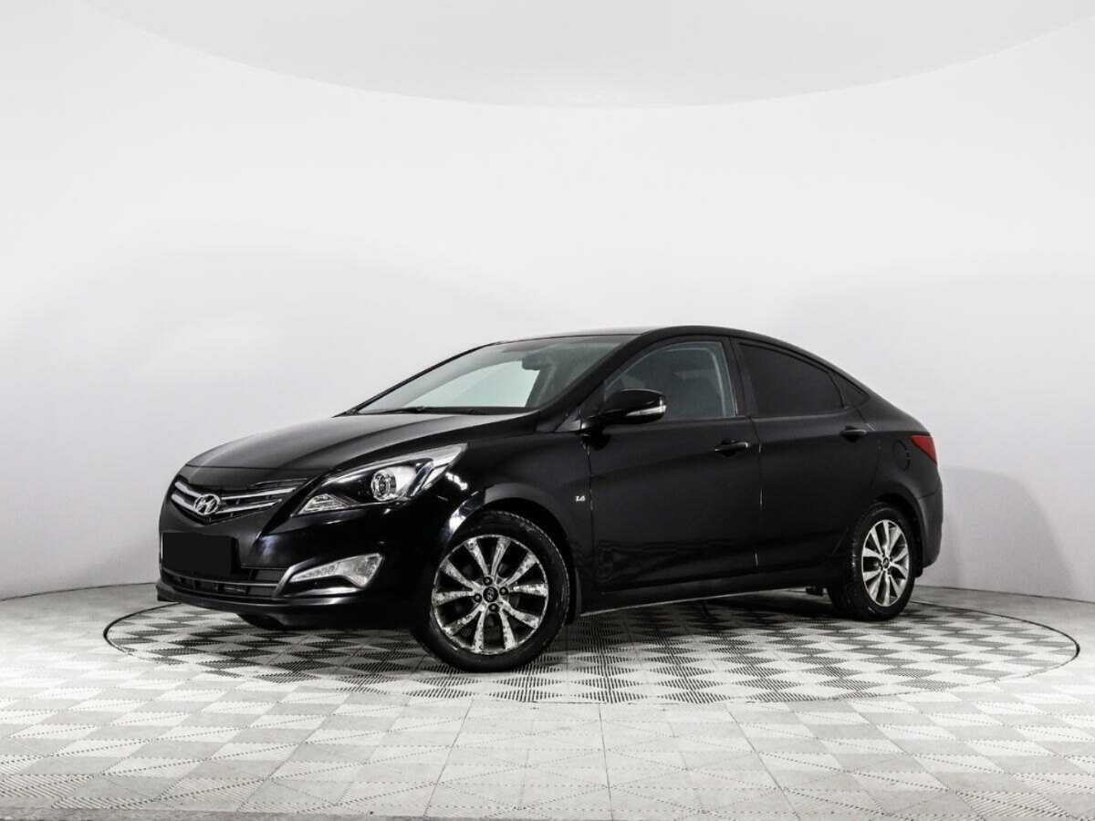 Hyundai Solaris 2015 года с пробегом. Посмотреть фото