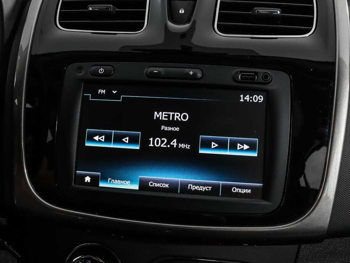 Renault Sandero 2019 года с пробегом. Фото: #12