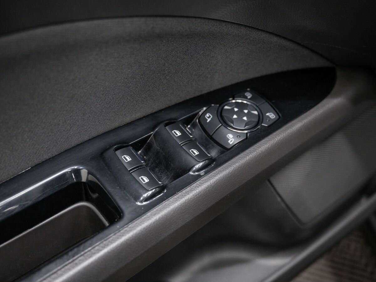 Ford Mondeo 2015 года с пробегом. Фото: #18