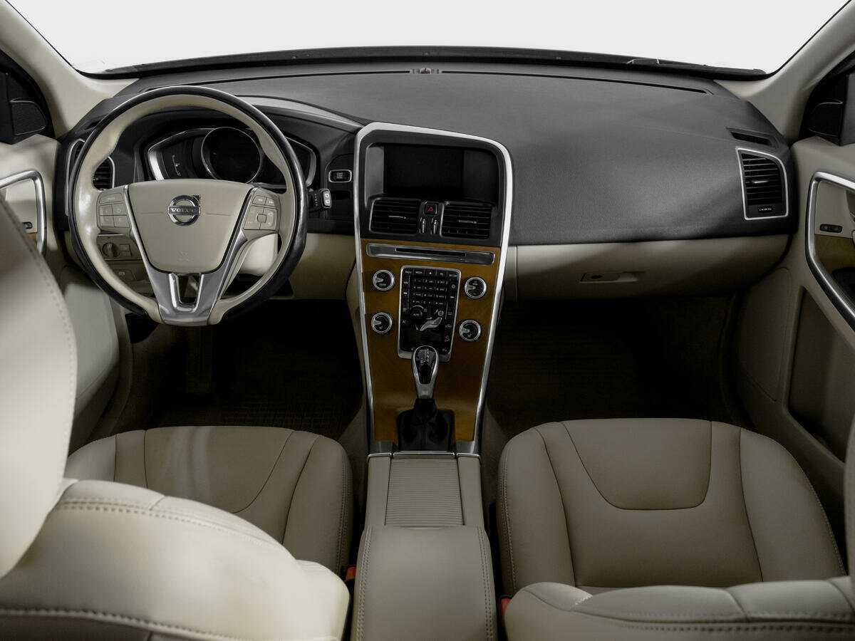Volvo XC60 2015 года с пробегом. Фото: #11