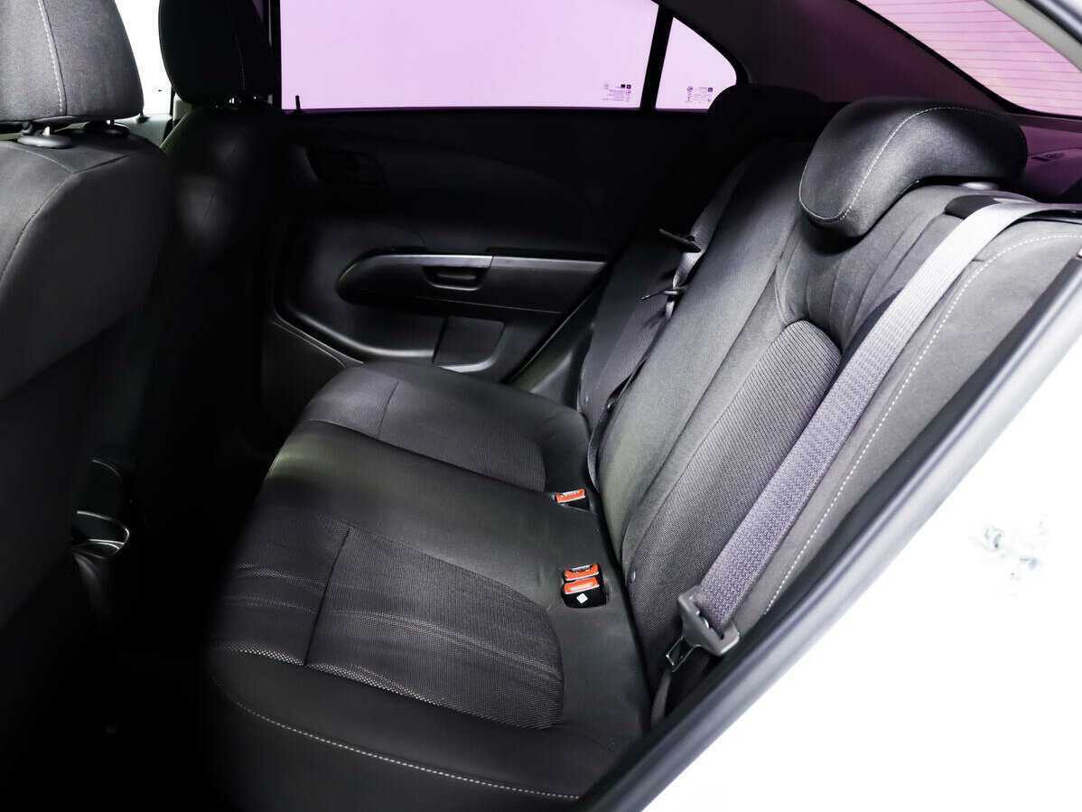 Chevrolet Aveo 2014 года с пробегом. Фото: #10