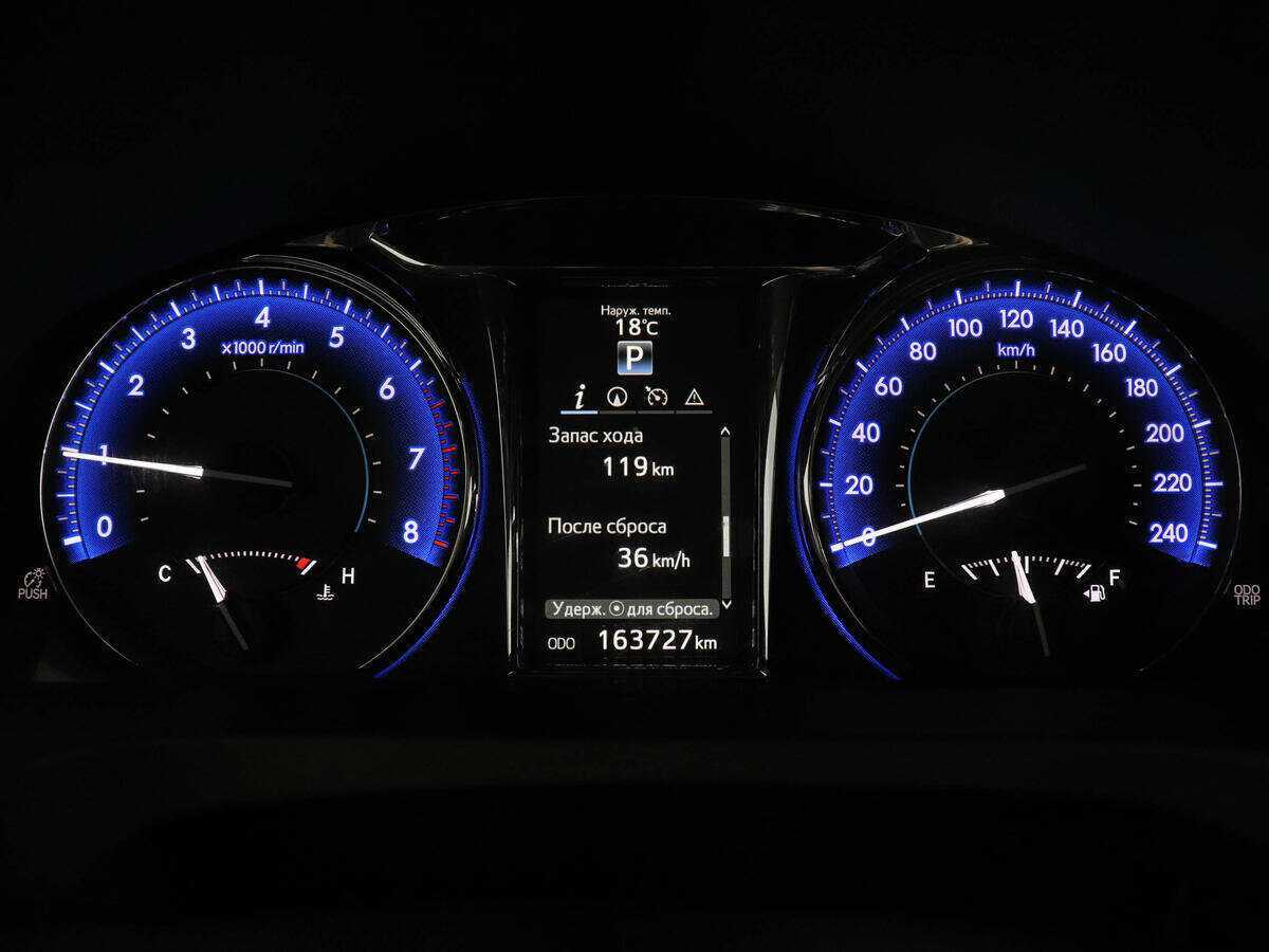 Toyota Camry 2015 года с пробегом. Фото: #10