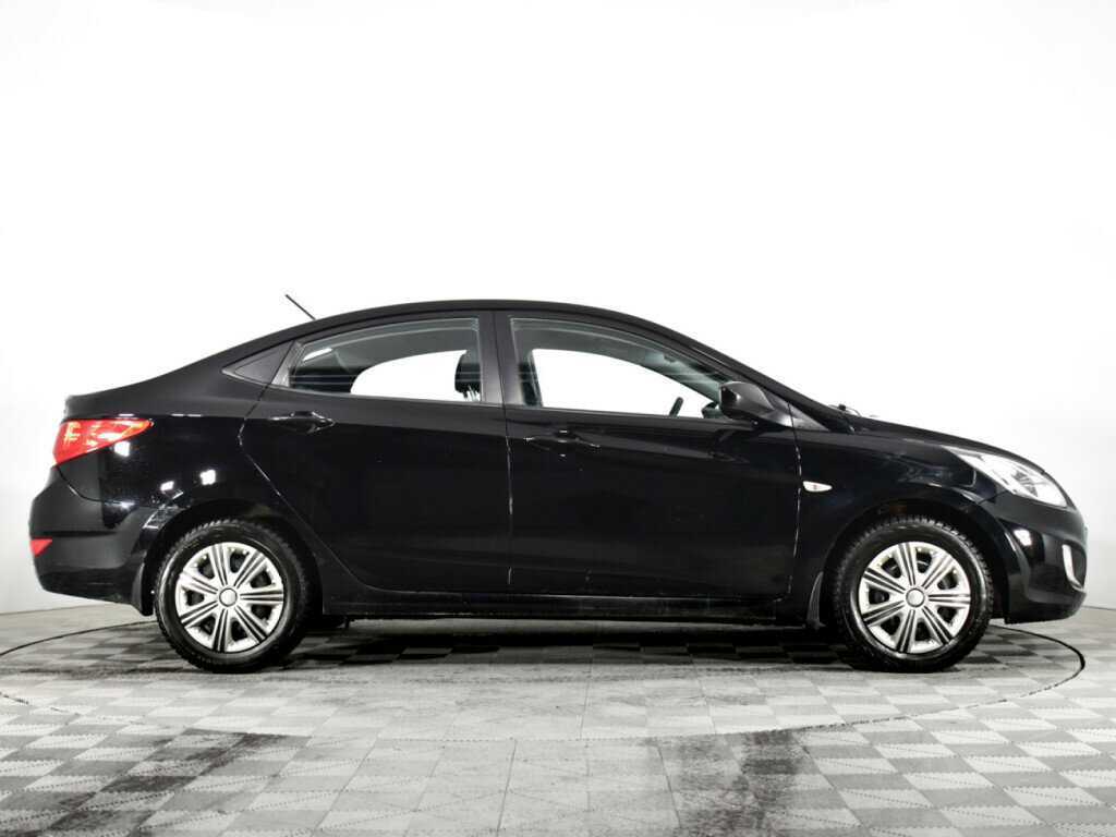 Hyundai Solaris 2012 года с пробегом. Фото: #1