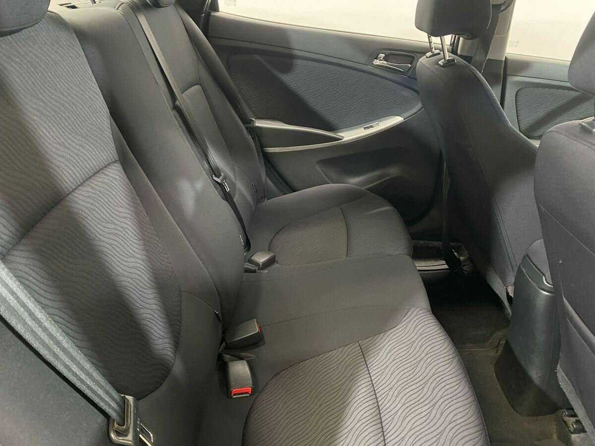 Hyundai Solaris 2012 года с пробегом. Фото: #10