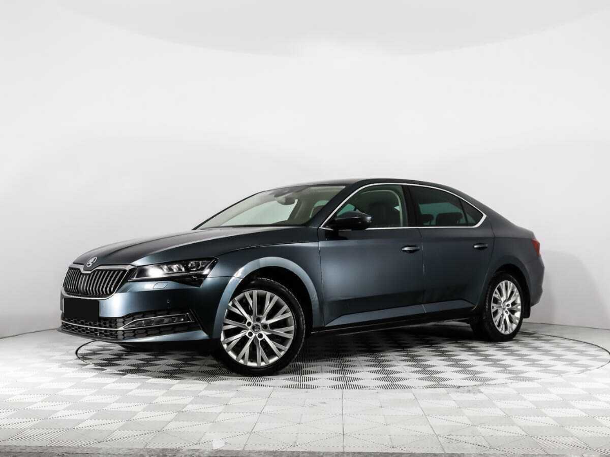 Skoda Superb 2019 года с пробегом. Посмотреть фото