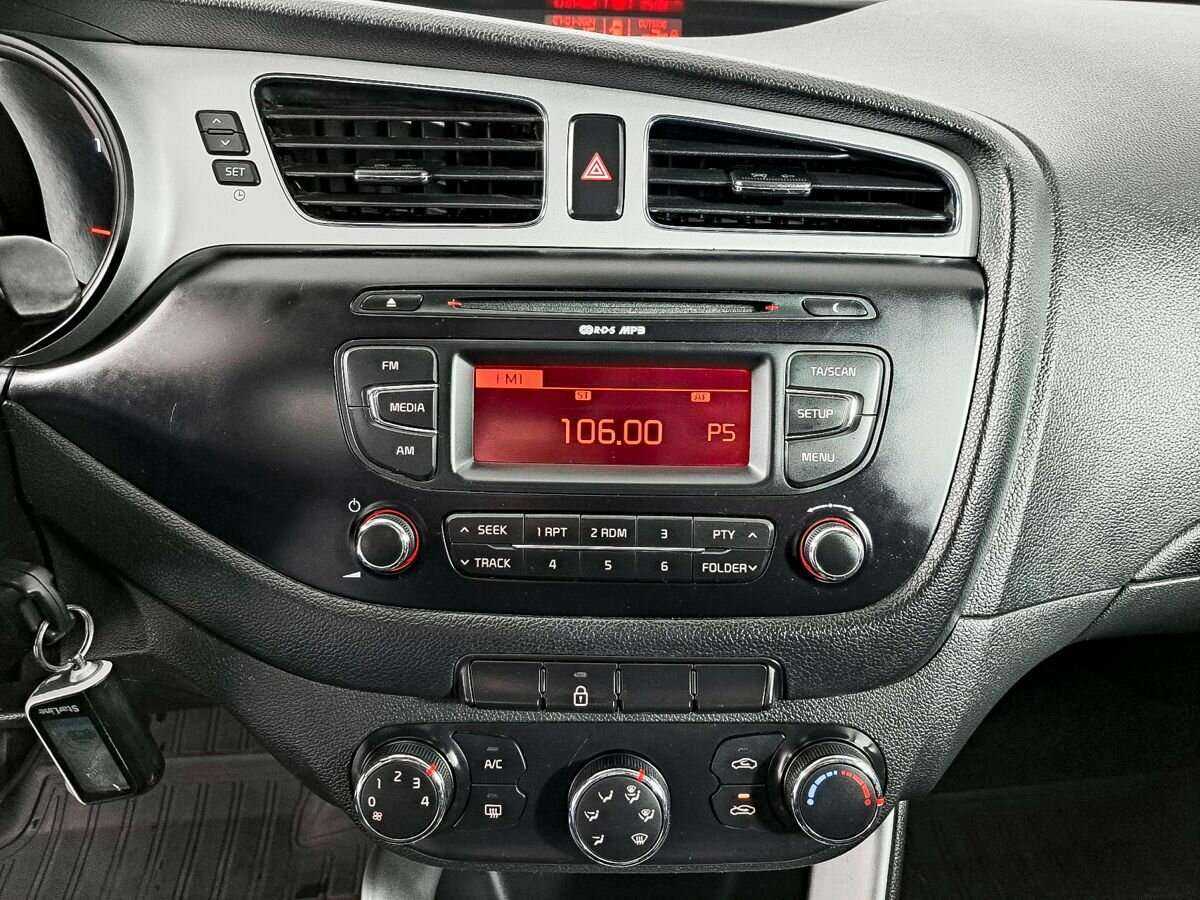 Kia Ceed 2013 года с пробегом. Фото: #14