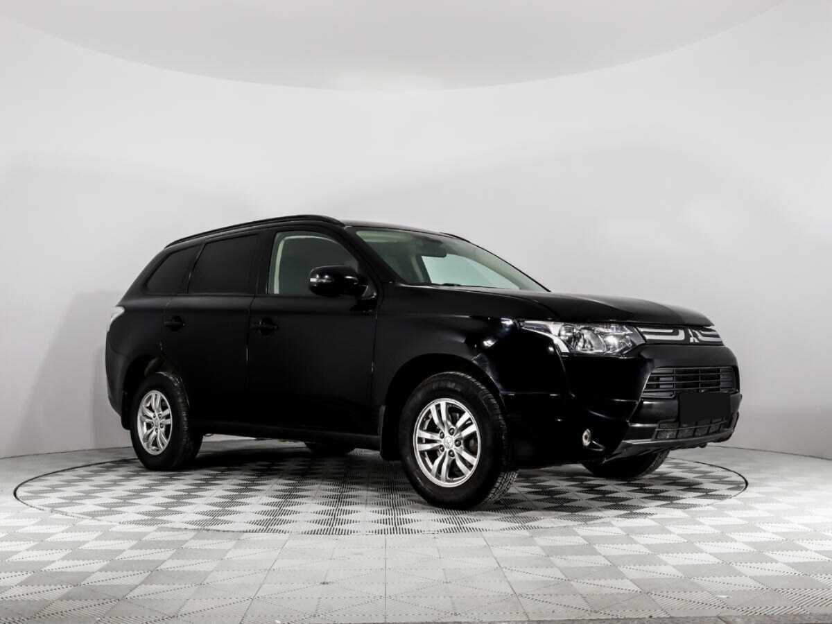 Mitsubishi Outlander 2014 года с пробегом. Фото: #2
