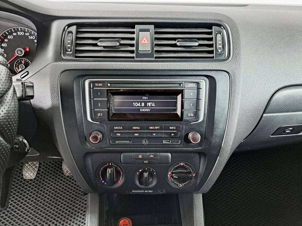 Volkswagen Jetta 2014 года с пробегом. Фото: #14