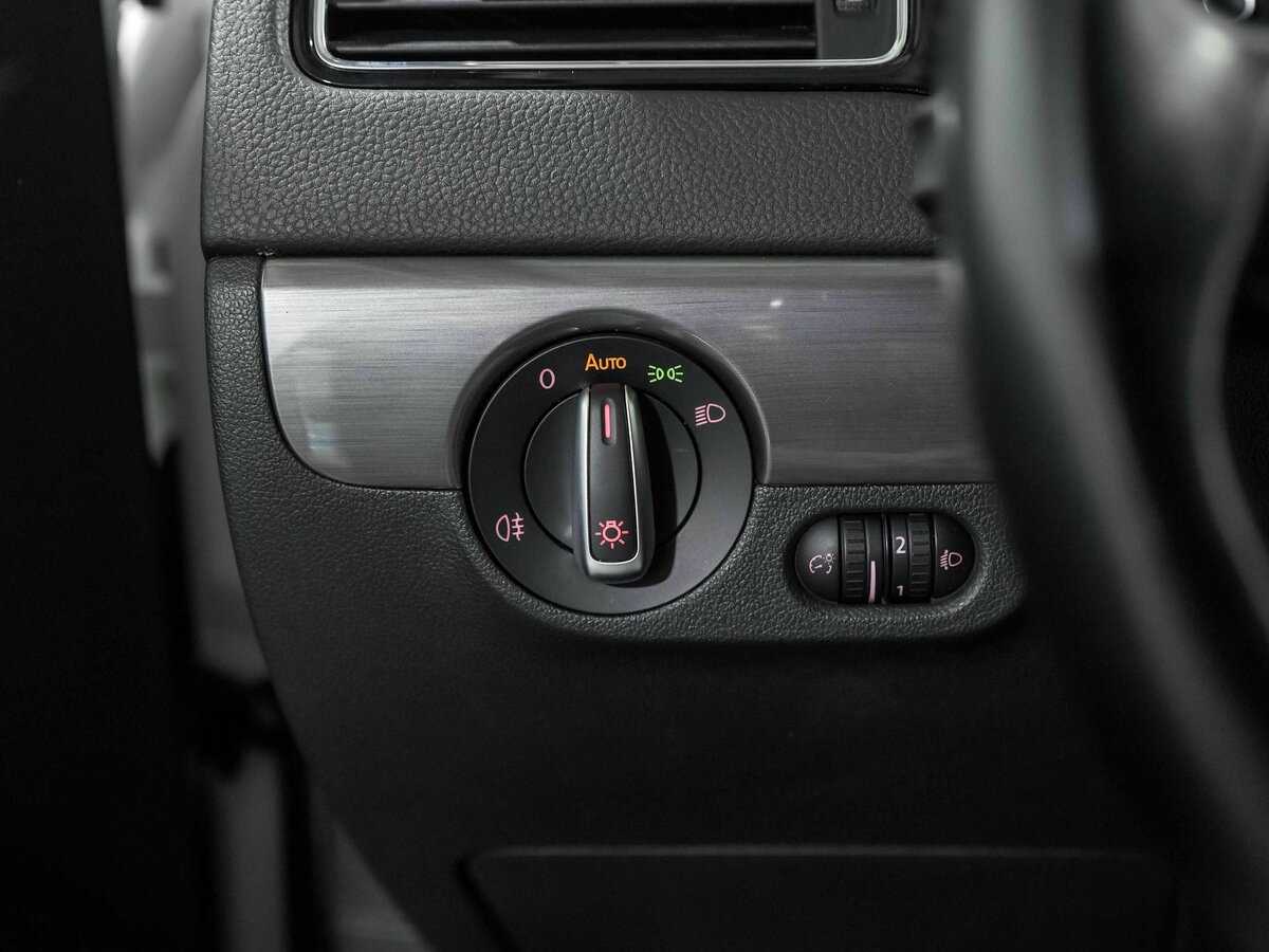 Volkswagen Jetta 2016 года с пробегом. Фото: #11