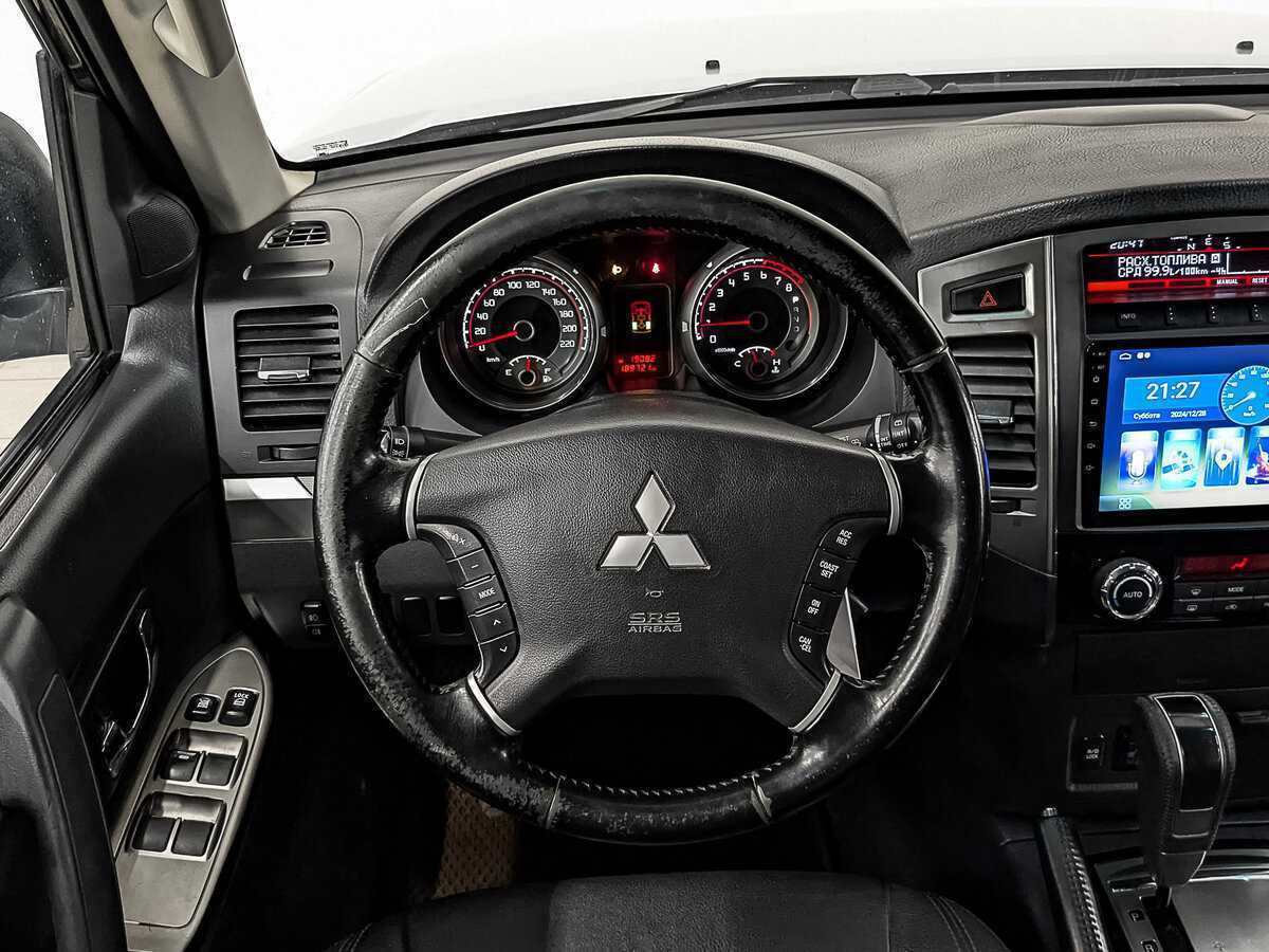Mitsubishi Pajero 2014 года с пробегом. Фото: #20