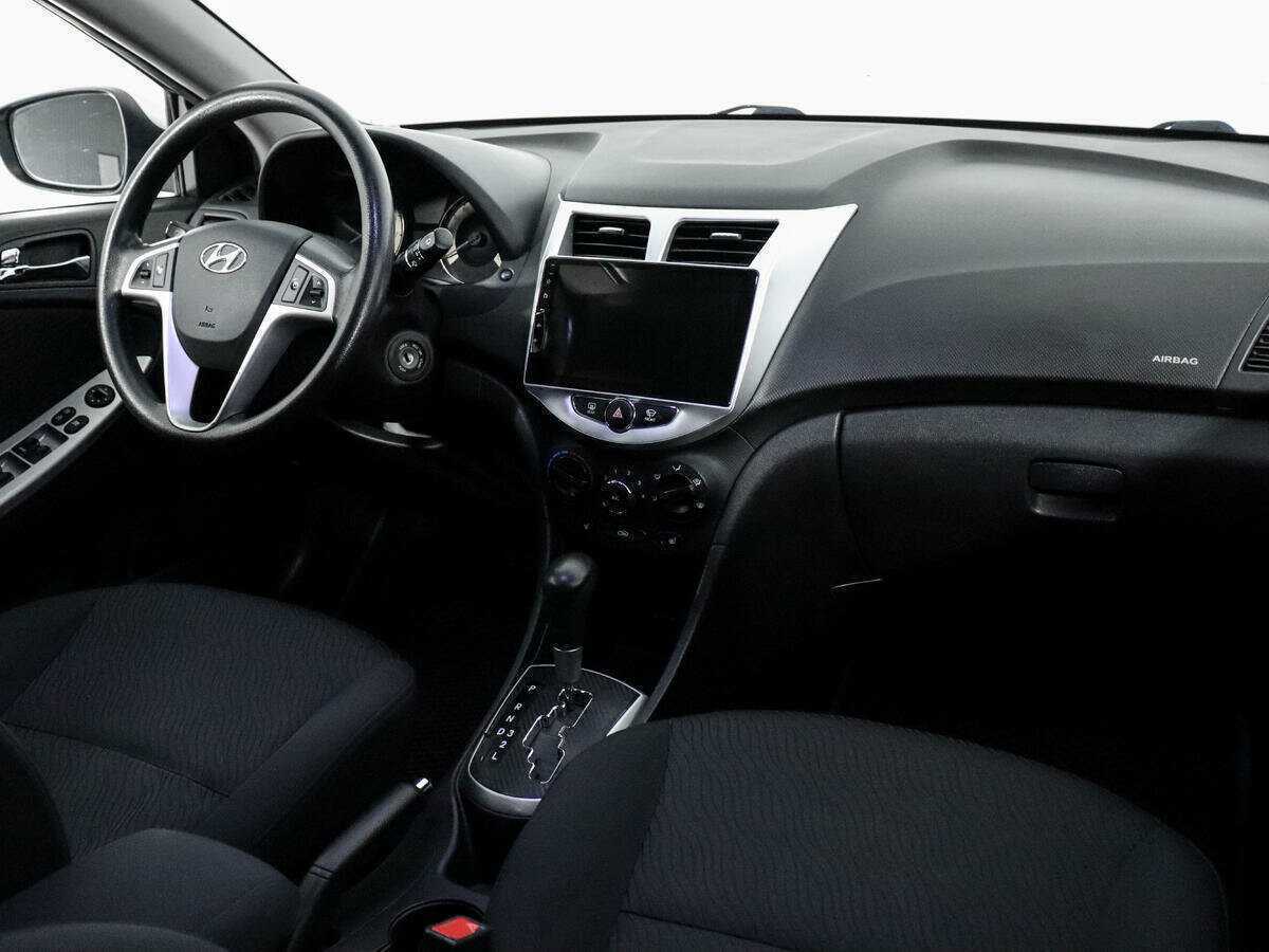 Hyundai Solaris 2012 года с пробегом. Фото: #8
