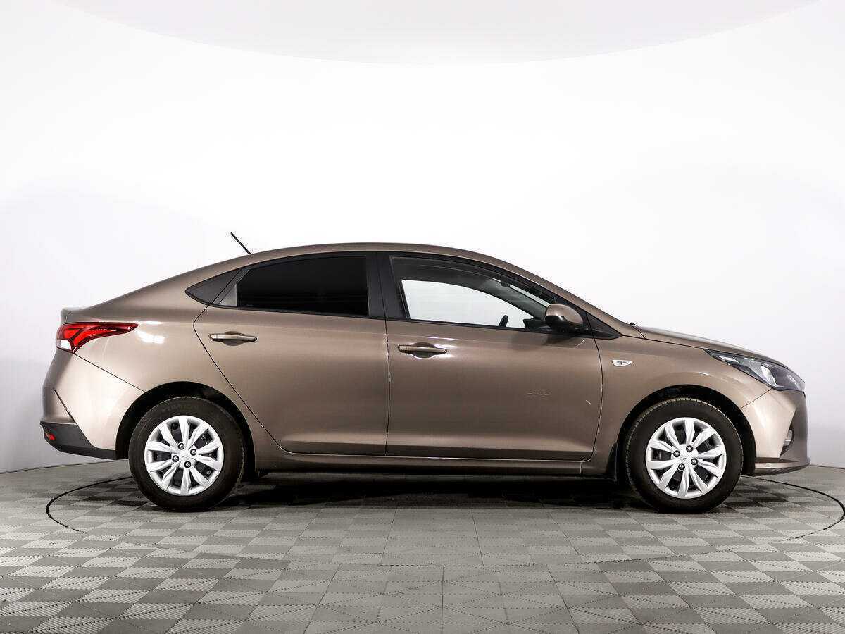 Hyundai Solaris 2022 года с пробегом. Фото: #3