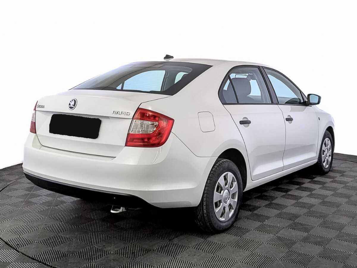 Skoda Rapid 2017 года с пробегом. Фото: #4