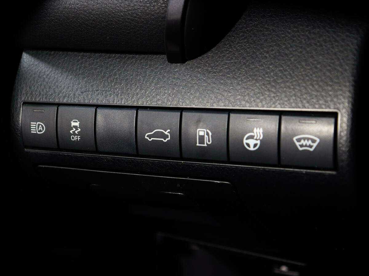 Toyota Camry 2018 года с пробегом. Фото: #18