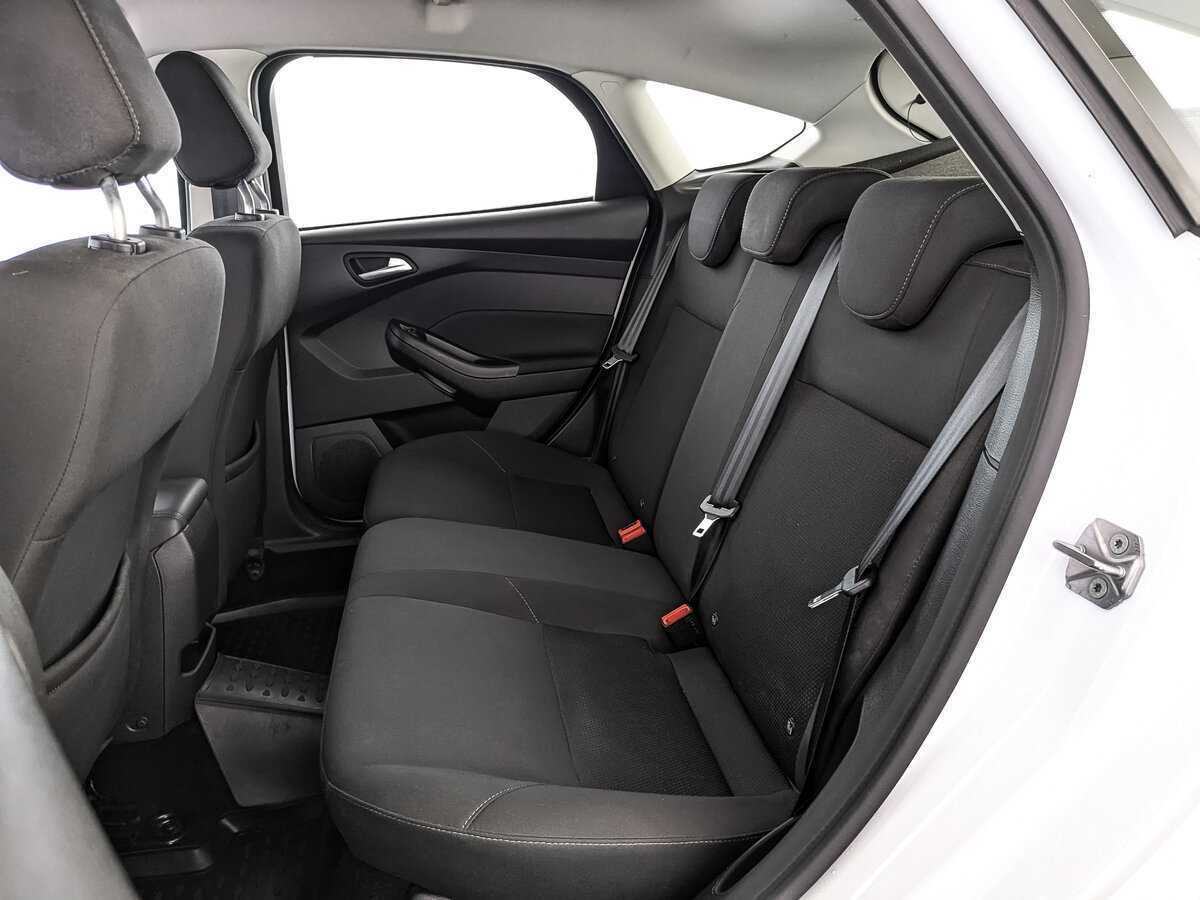 Ford Focus 2018 года с пробегом. Фото: #13