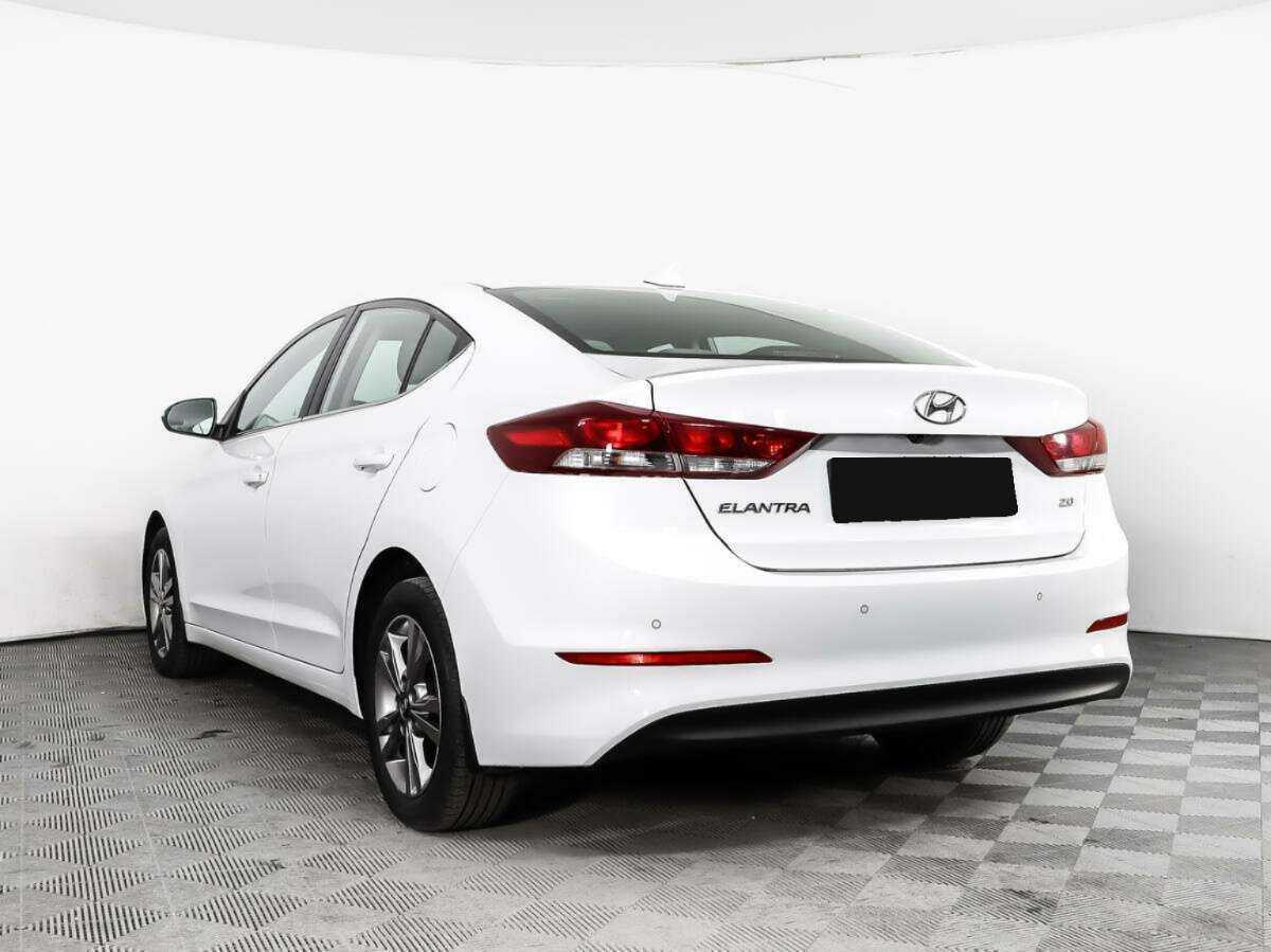 Hyundai Elantra 2017 года с пробегом. Фото: #6