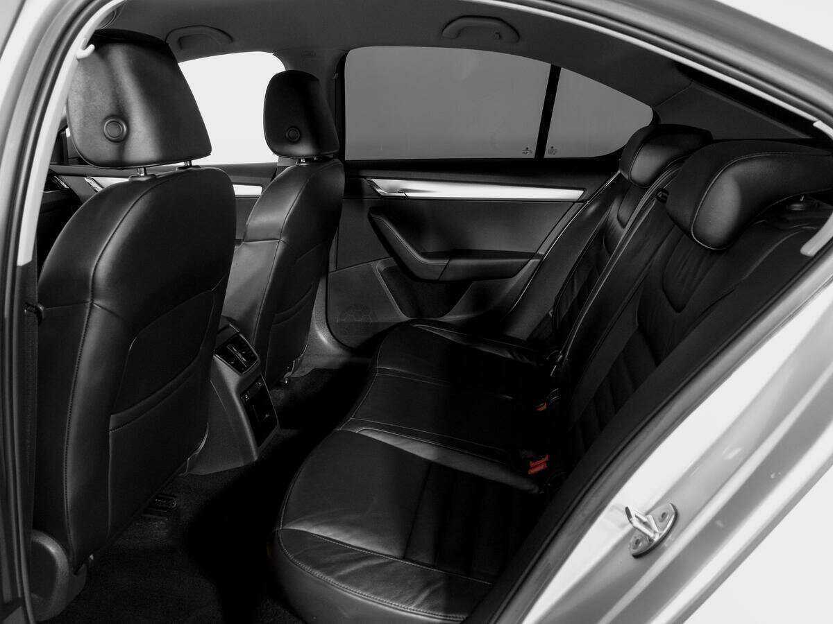 Skoda Octavia 2013 года с пробегом. Фото: #9