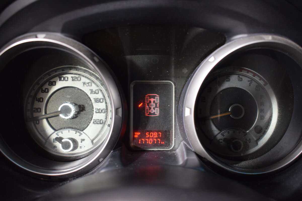 Mitsubishi Pajero 2014 года с пробегом. Фото: #15