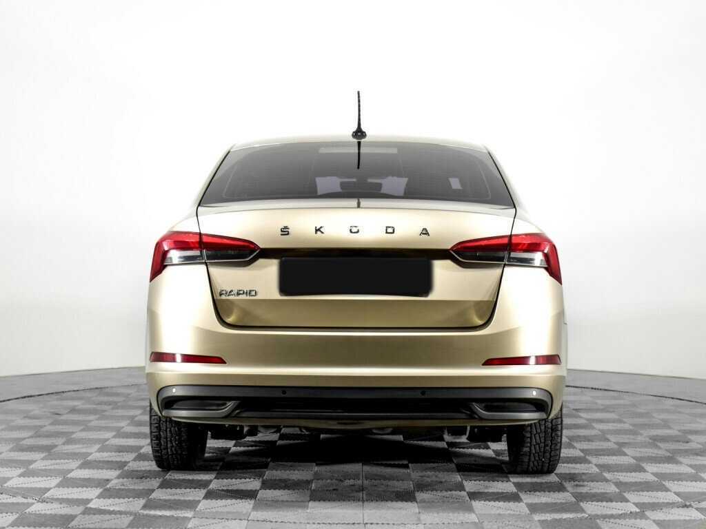 Skoda Rapid 2021 года с пробегом. Фото: #4