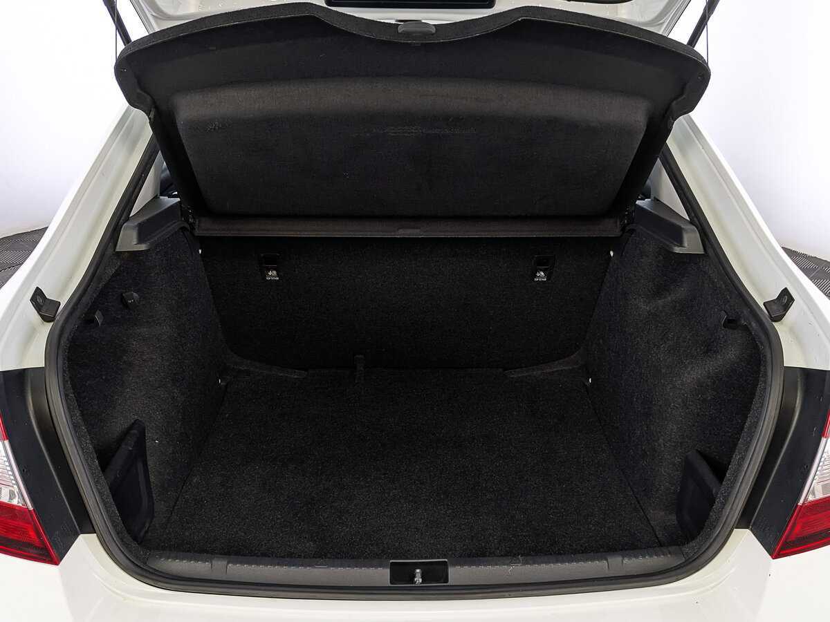 Skoda Rapid 2017 года с пробегом. Фото: #9