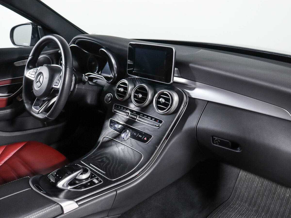 Mercedes-Benz C-Класс 2017 года с пробегом. Фото: #6