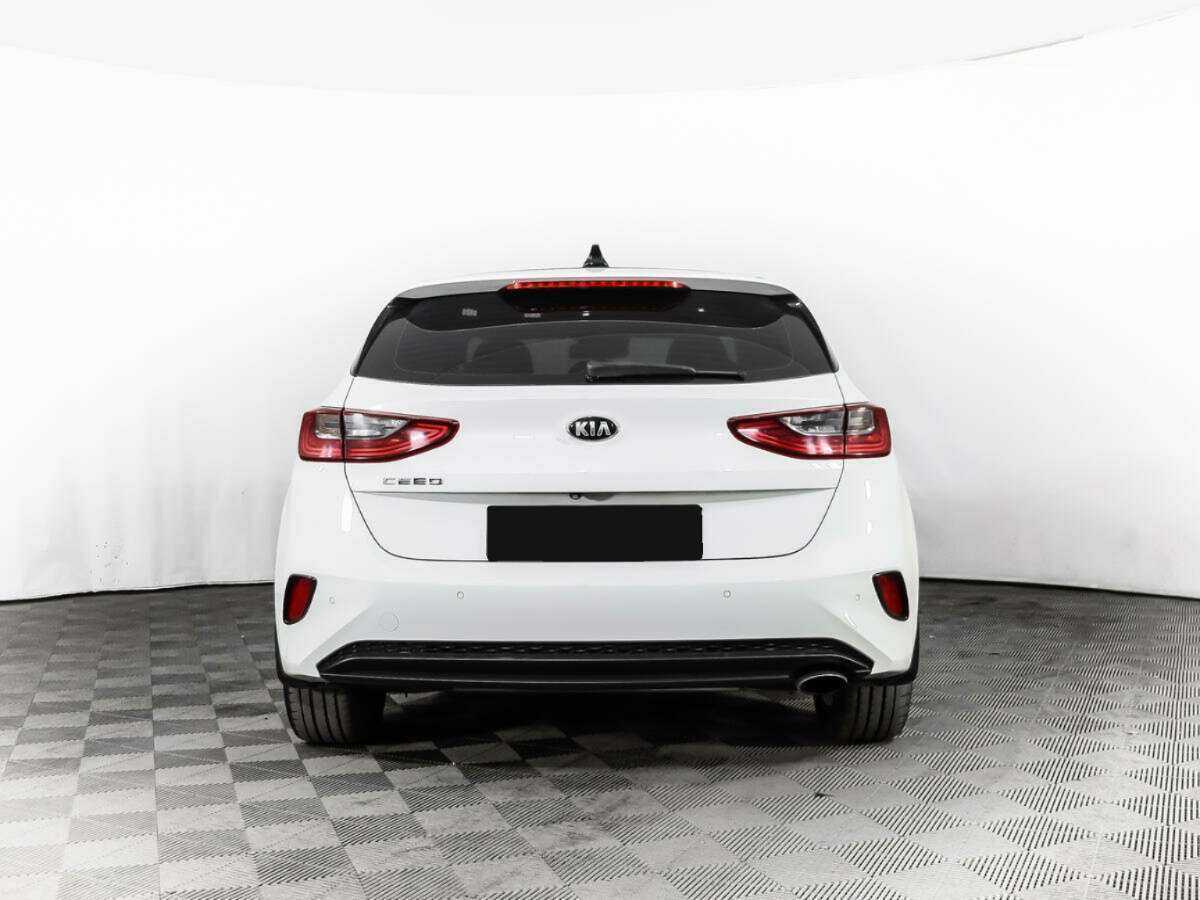 Kia Ceed 2018 года с пробегом. Фото: #5