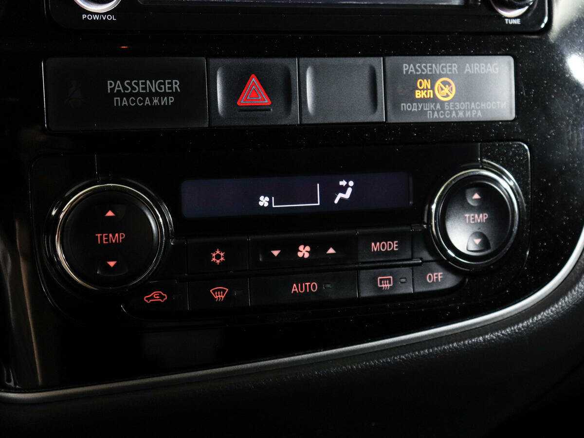 Mitsubishi Outlander 2016 года с пробегом. Фото: #17