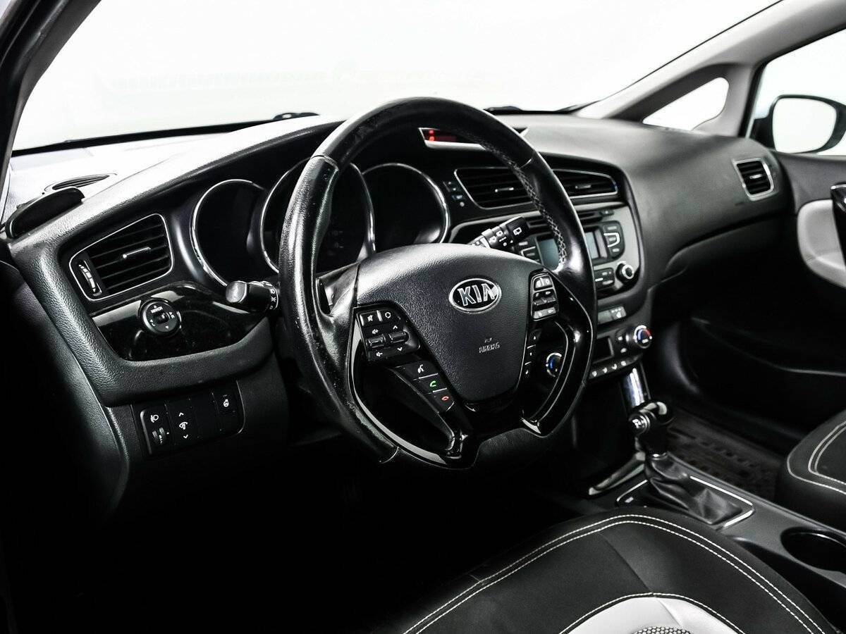 Kia Ceed 2012 года с пробегом. Фото: #12