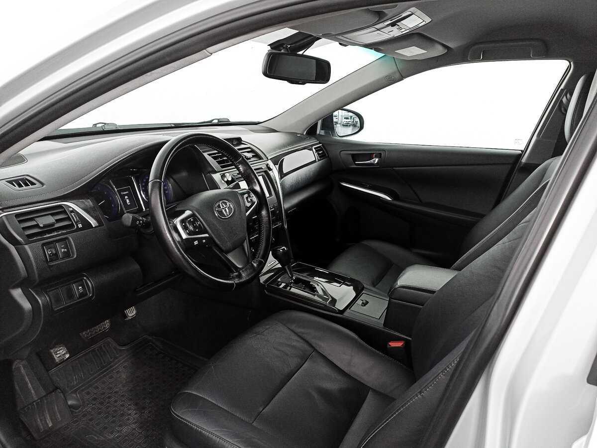 Toyota Camry 2015 года с пробегом. Фото: #11