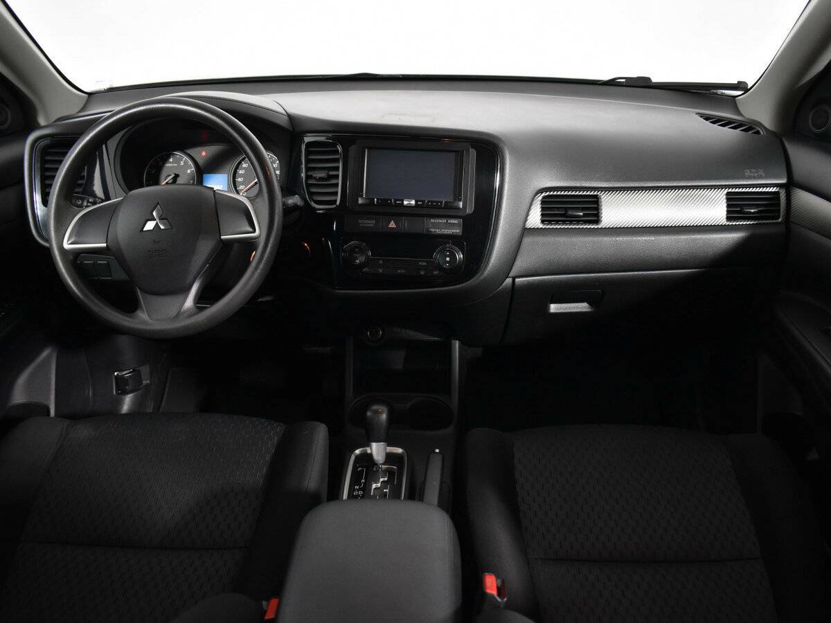 Mitsubishi Outlander 2015 года с пробегом. Фото: #10