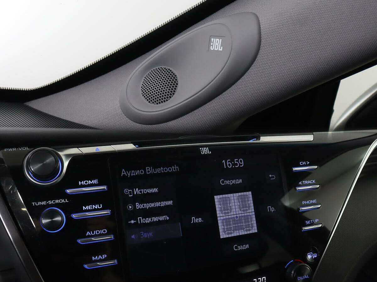 Toyota Camry 2019 года с пробегом. Фото: #15