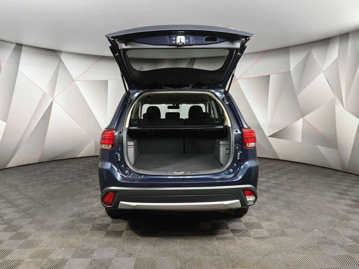 Mitsubishi Outlander 2018 года с пробегом. Фото: #17