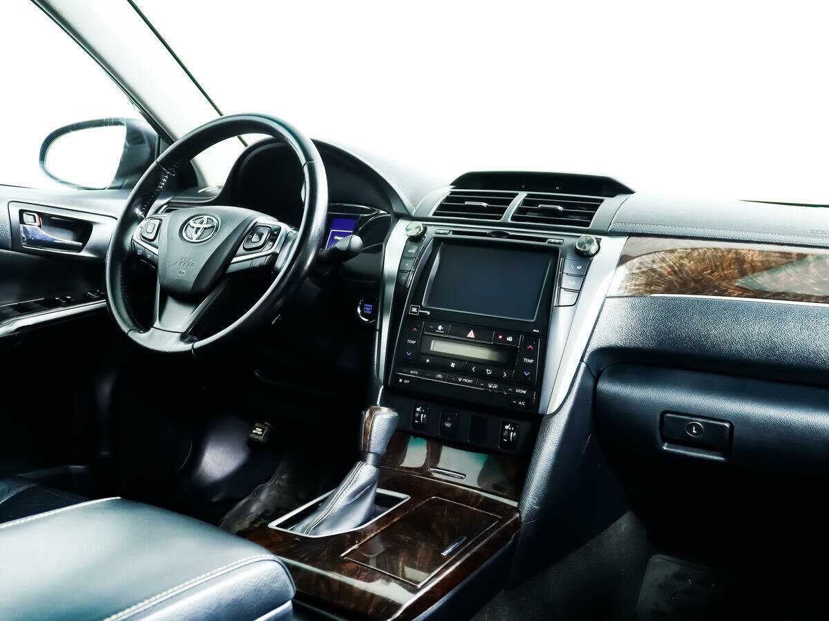 Toyota Camry 2015 года с пробегом. Фото: #8