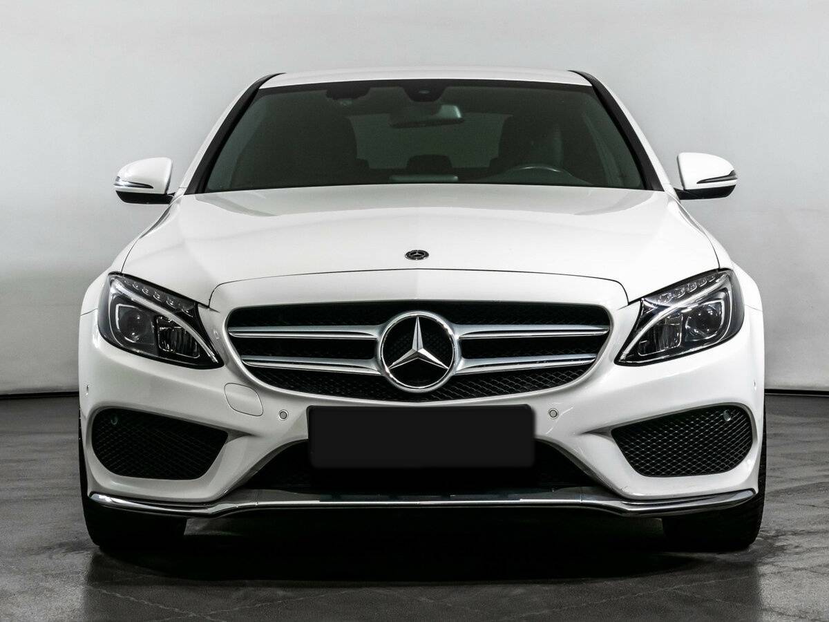 Mercedes-Benz C-Класс 2017 года с пробегом. Фото: #1