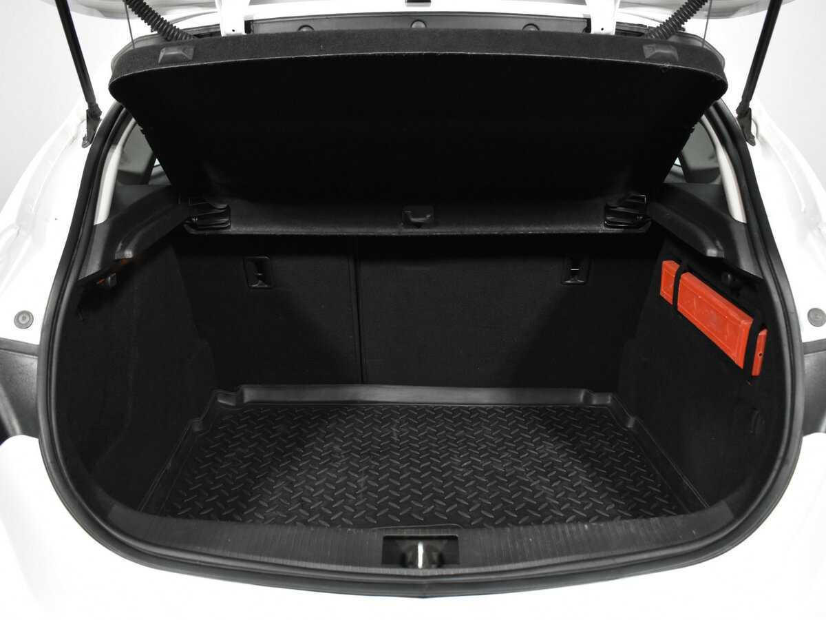 Opel Astra 2014 года с пробегом. Фото: #13