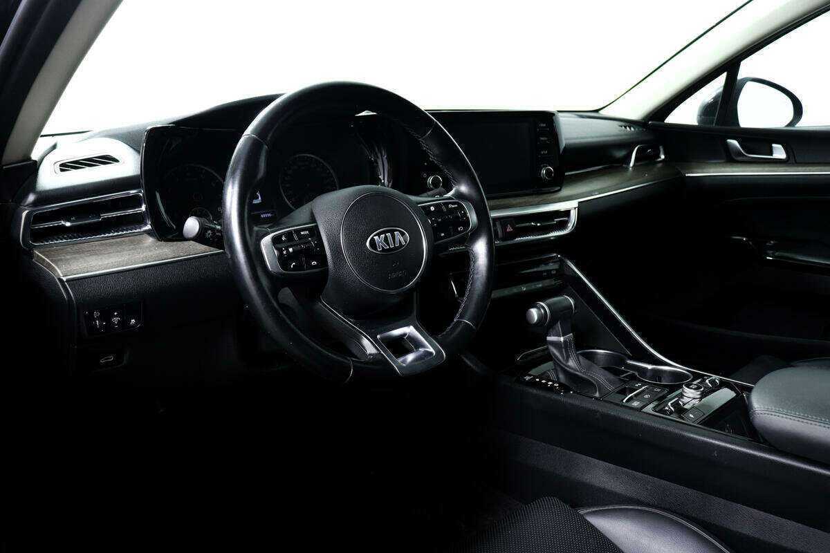 Kia K5 2020 года с пробегом. Фото: #12