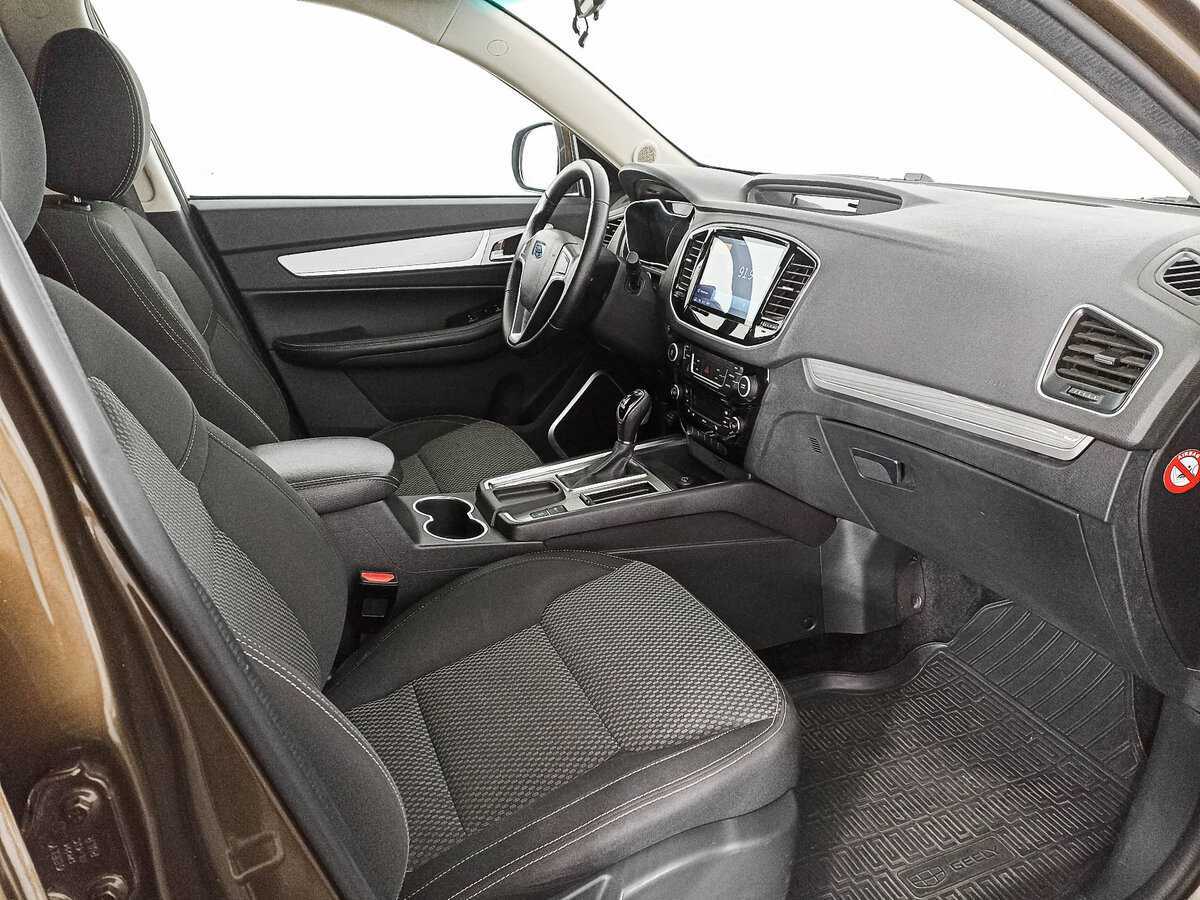 Geely Emgrand X7 2020 года с пробегом. Фото: #8