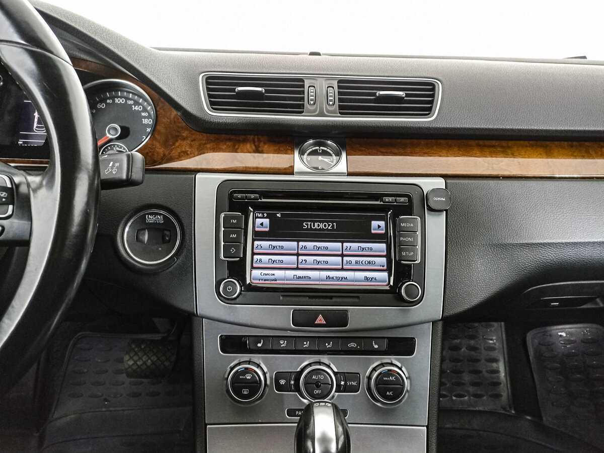 Volkswagen Passat CC 2013 года с пробегом. Фото: #12