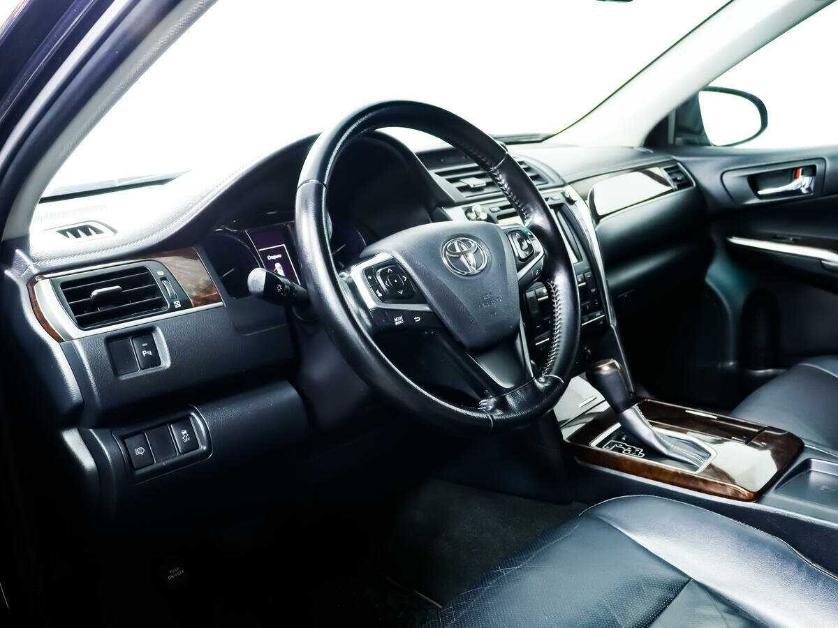 Toyota Camry 2015 года с пробегом. Фото: #12