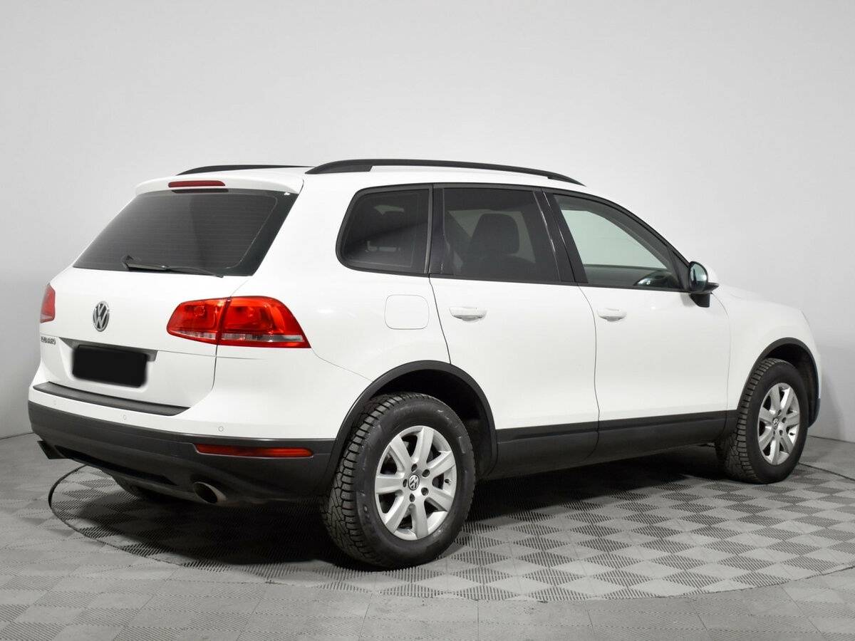 Volkswagen Touareg 2015 года с пробегом. Фото: #4