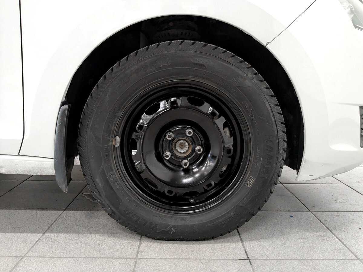 Skoda Rapid 2017 года с пробегом. Фото: #16