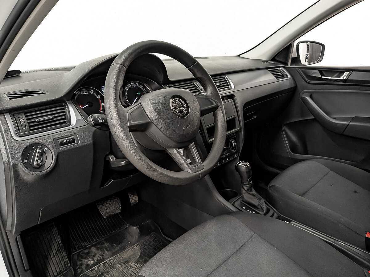 Skoda Rapid 2019 года с пробегом. Фото: #13