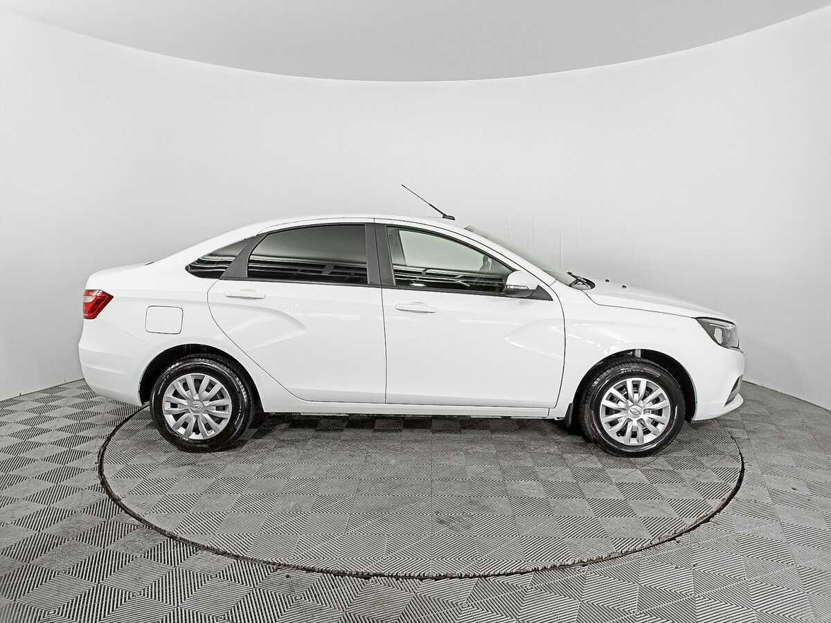 Lada (ВАЗ) Vesta 2022 года с пробегом. Фото: #3