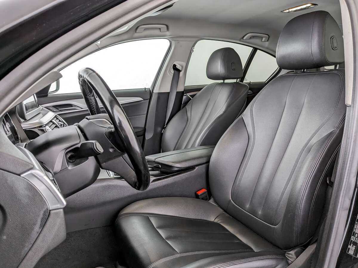 BMW 5 серии 2018 года с пробегом. Фото: #14