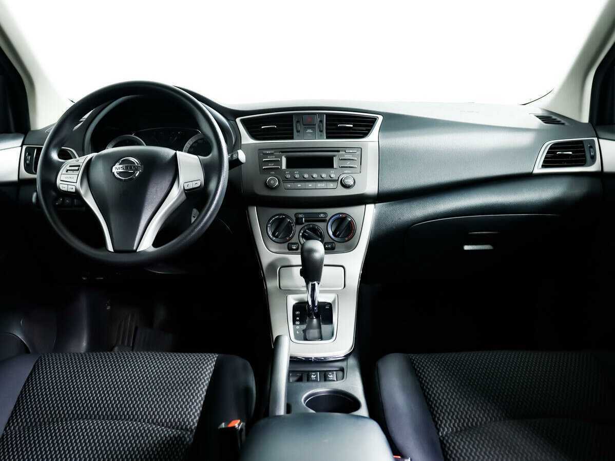 Nissan Tiida 2015 года с пробегом. Фото: #8